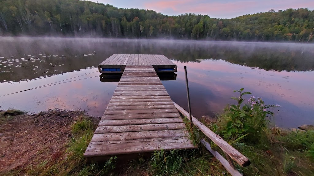 Les Chalets du Pic - Le Petit Pic | 327 Rang du, Rang Pic-Dur, Sainte-Béatrix, QC J0K 1Y0, Canada | Phone: (514) 941-8822