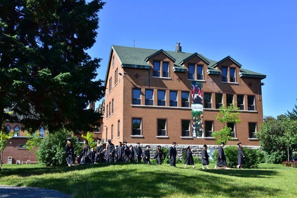 École secondaire du Verbe Divin | 1021 Rue Cowie, Granby, QC J2G 8W8, Canada | Phone: (450) 378-1074