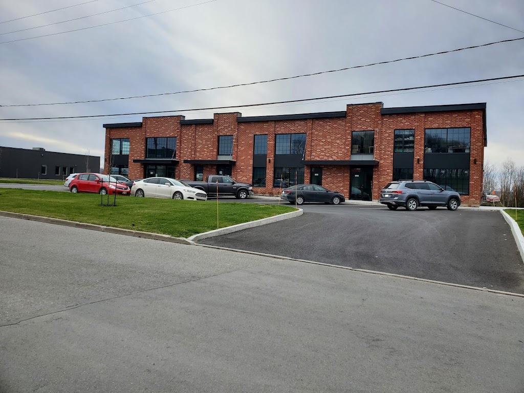 Summyx | 1470 3e Avenue du Parc-Industriel, Sainte-Marie, QC G6E 3T9, Canada | Phone: (418) 386-5484