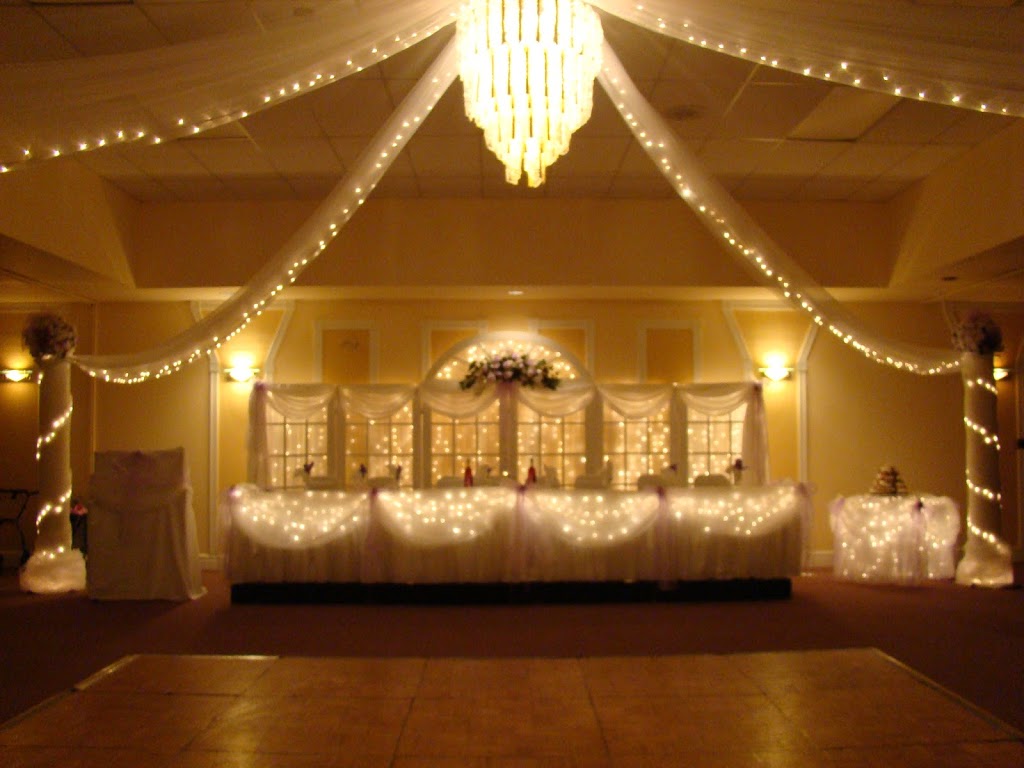 Dream Weddings by Balloon Express | 1754 ON-7, Lindsay, ON K9V 4R2, Canada | Phone: (705) 341-6159