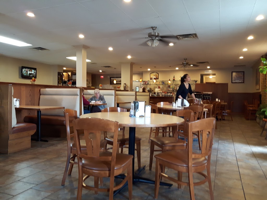 Jacks Family Restaurant | 27 Chatham St N, Blenheim, ON N0P 1A0, Canada | Phone: (519) 676-5050