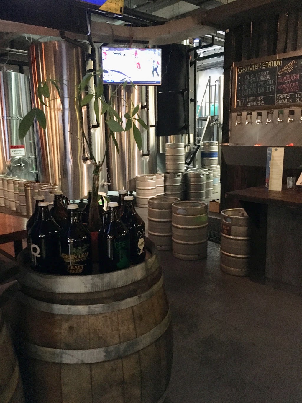 Green Leaf Brewing | Lonsdale Quay Market, 123 Carrie Cates Ct, North Vancouver, BC V7M 3K7, Canada | Phone: (604) 984-8409