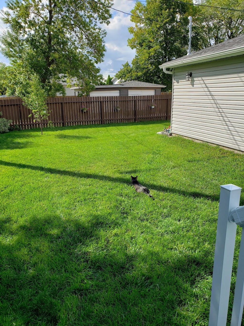 Green Blade Lawn Care | Box 70048 Kenaston PO, Winnipeg, MB R3P 0X6, Canada | Phone: (204) 837-1764