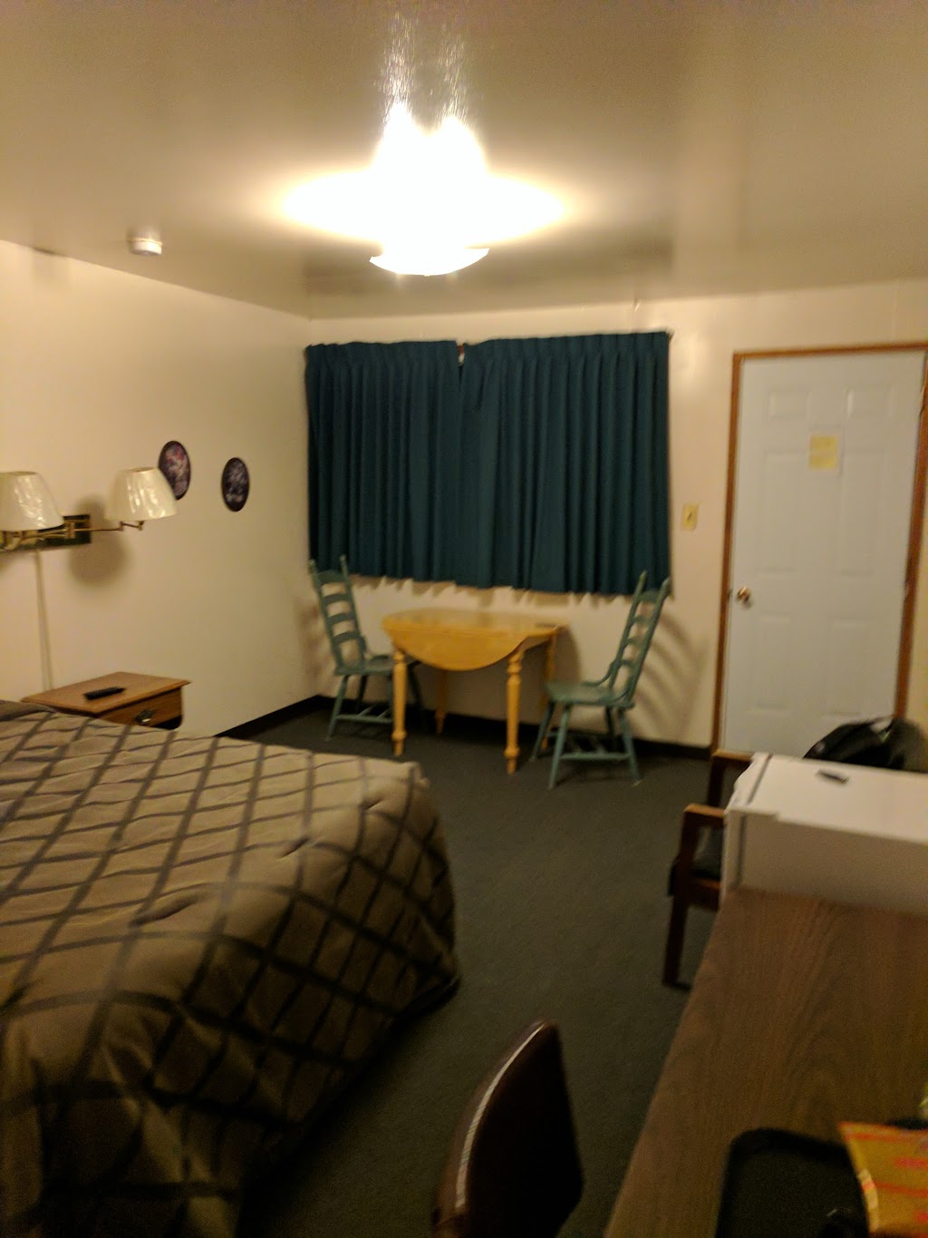 Parkview Motel | Thunder Bay, Unorganized, ON P0T 2Y0, Canada | Phone: (807) 986-2366