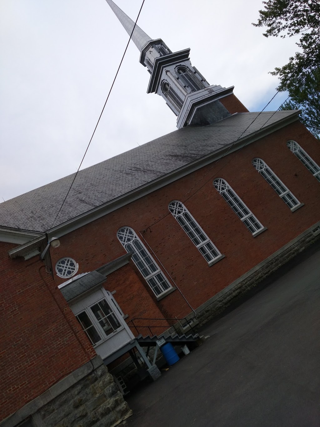 Presbytères-Eglises Catholiques | 970 Rue Principale Nord, Richmond, QC J0B 2H0, Canada | Phone: (819) 826-2390