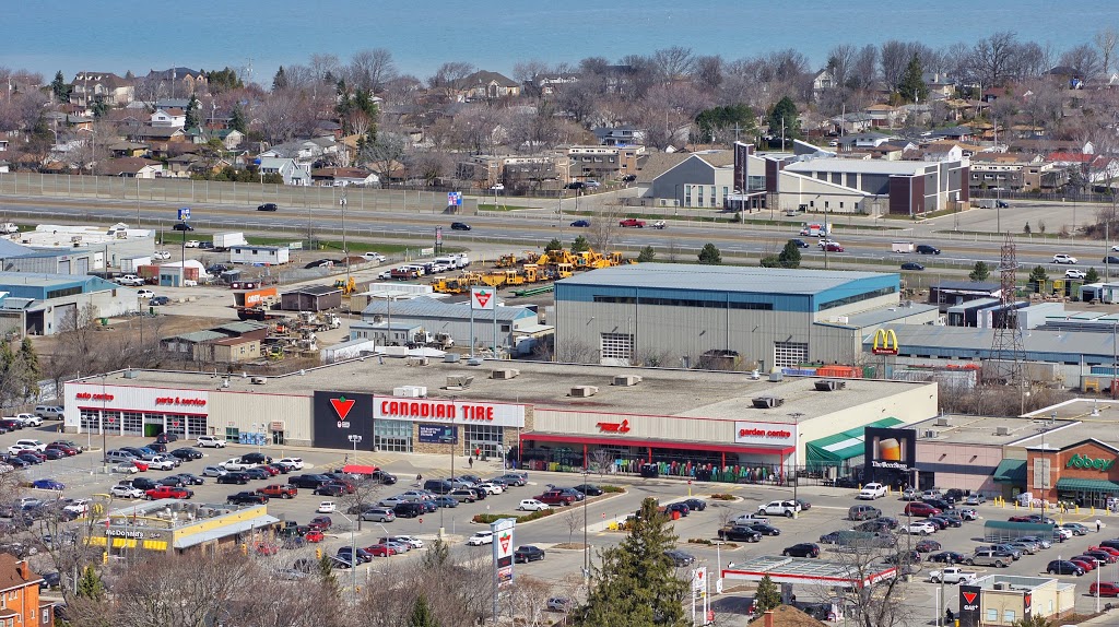 Canadian Tire | 44 Livingston Ave, Grimsby, ON L3M 1L1, Canada | Phone: (905) 945-5441