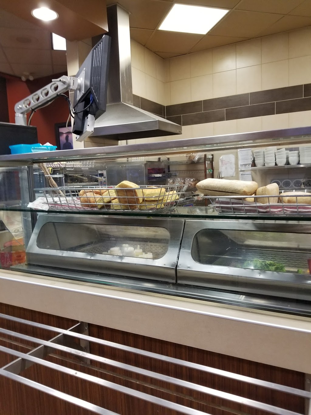 Tim Hortons | 2293 Avenue Chauveau, Québec, QC G2N 1G4, Canada | Phone: (418) 847-8586