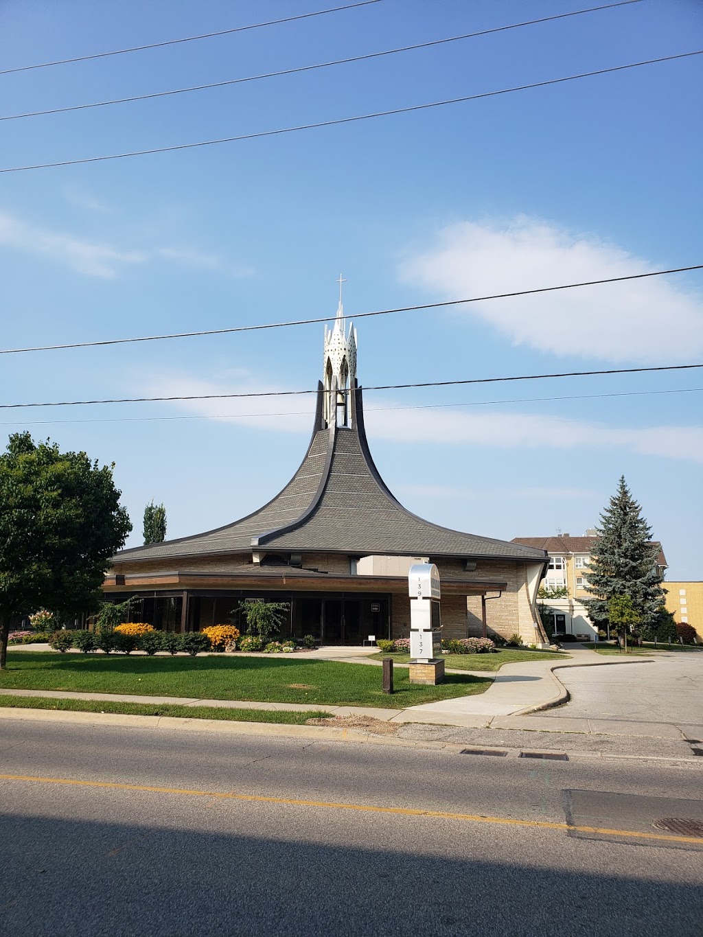 Holy Rosary Church | 139 Martin St, Milton, ON L9T 2R3, Canada | Phone: (905) 878-6535