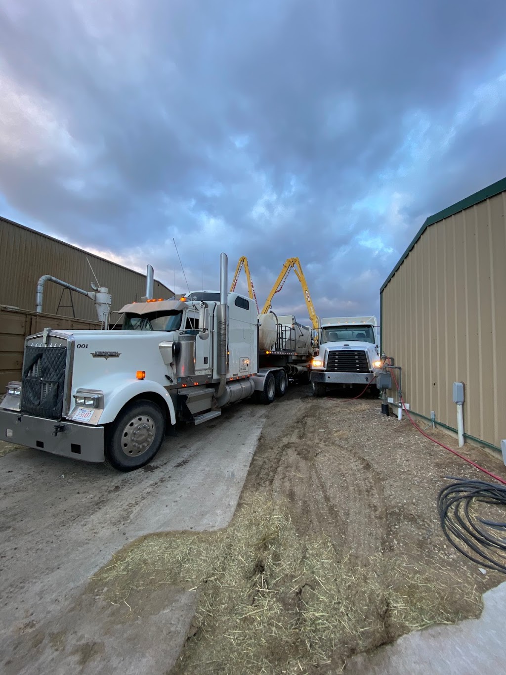 Everts Concrete Ltd. | 252070 twp rd 90, Fort Macleod, AB T0L 0Z0, Canada | Phone: (403) 382-1194