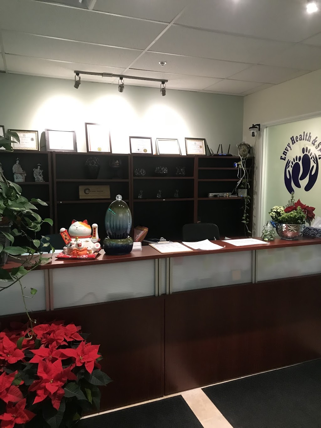 VIP RMT Wellness Center | 17120 Leslie St #5, Newmarket, ON L4G 8K7, Canada | Phone: (437) 226-9752