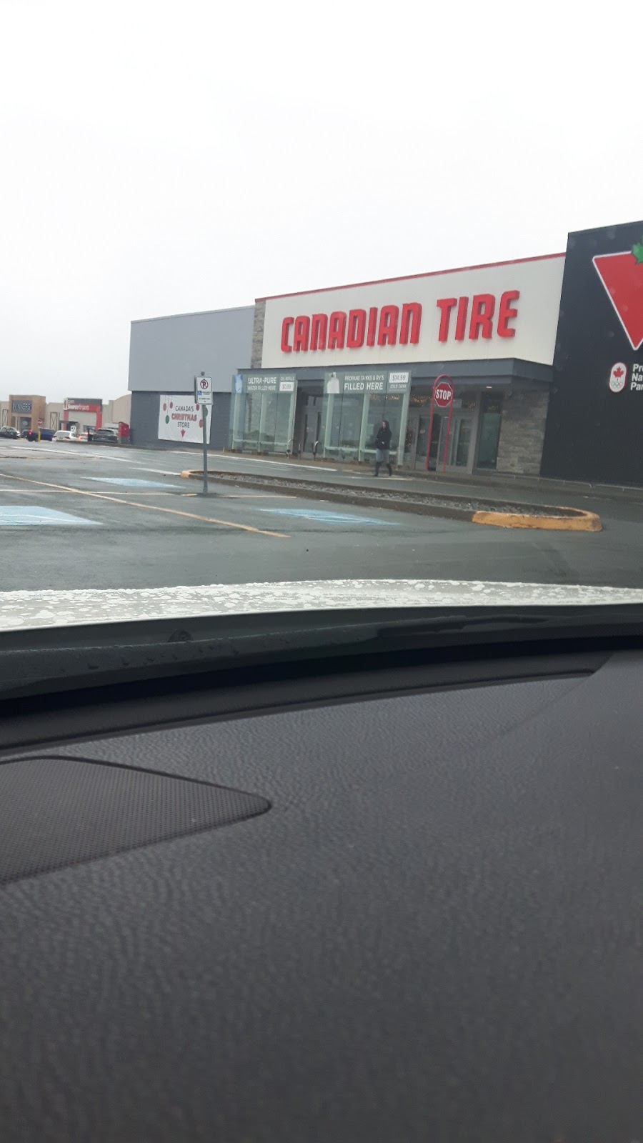 Canadian Tire | 194 Chain Lake Dr, Halifax, NS B3S 1C5, Canada | Phone: (902) 457-1001