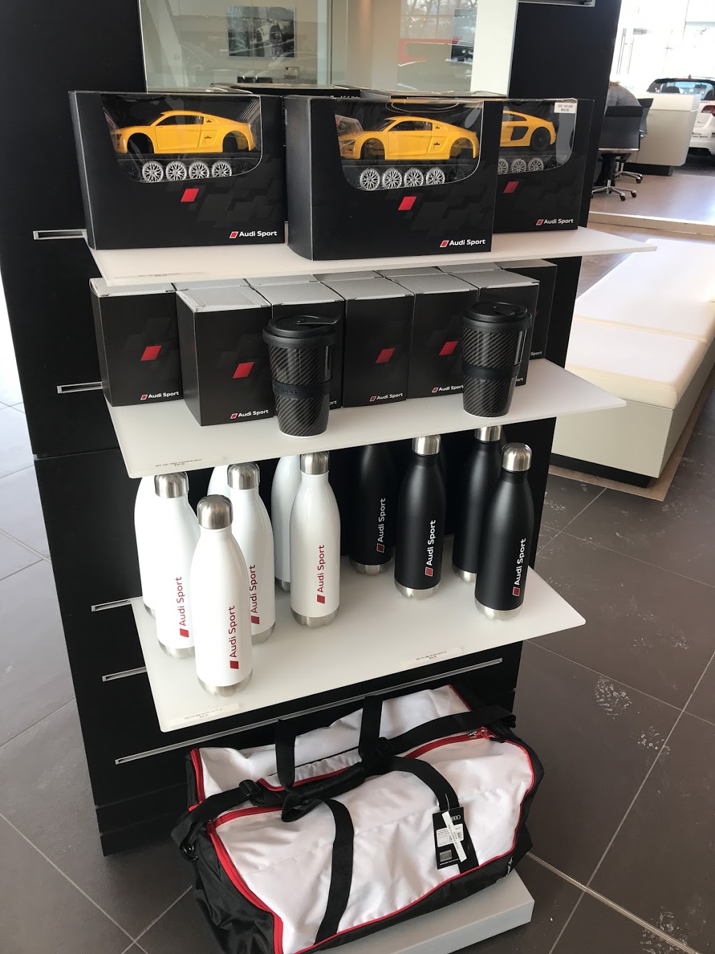 Audi Sport Expert Aurora | 16775 Leslie St, Newmarket, ON L3Y 9A1, Canada | Phone: (416) 918-7406