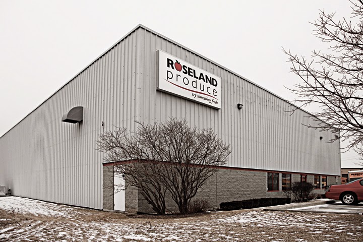 Roseland Produce | 1827 Ironstone Dr, Burlington, ON L7L 5T8, Canada | Phone: (905) 332-4400