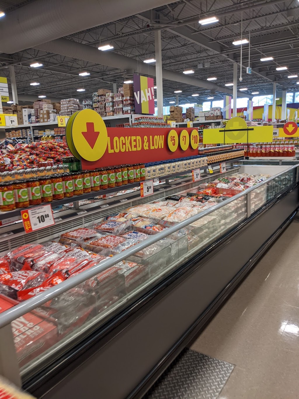 Chalo FreshCo Airport & Countryside | 10970 Airport Rd, Brampton, ON L6R 0E1, Canada | Phone: (905) 793-7481