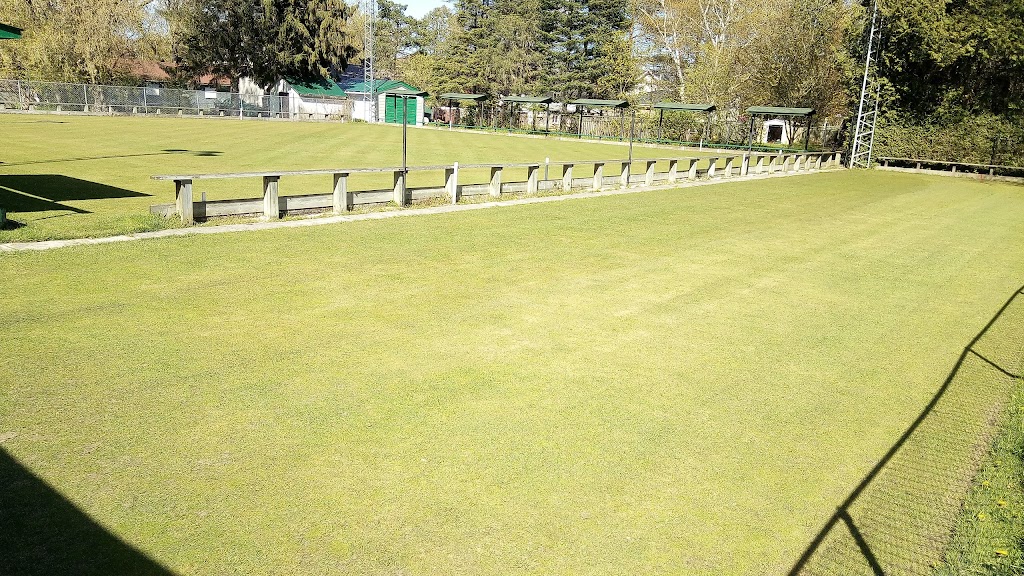 Owen Sound Roselawn Bowling Club | 1555 5th Ave W, Owen Sound, ON N4K 5B4, Canada | Phone: (519) 416-6747