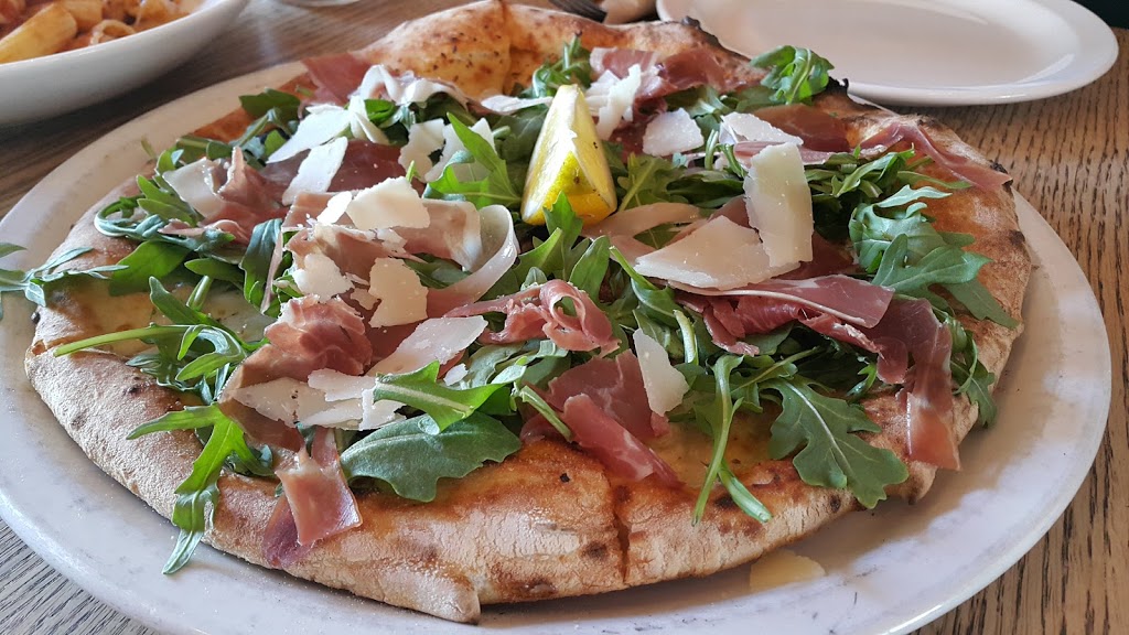 Famoso Neapolitan Pizzeria | 10355 152 St, Surrey, BC V3R 7Z1, Canada | Phone: (604) 498-3900