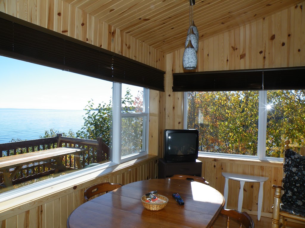 Chalets Shipek Essipit / Shipek Cottages Essipit | 520 QC-138, Les Escoumins, QC G0T 1K0, Canada | Phone: (418) 233-2266