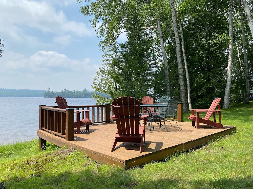 Hay Lake Cottages | 903 McRae Hay Lake Rd, Whitney, ON K0J 2M0, Canada | Phone: (613) 637-1369