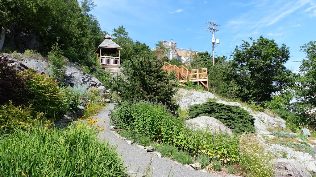 Jardin Floral De La Pocatière | 230 route 230 ouest, La Pocatière, QC G0R 1Z0, Canada | Phone: (418) 709-3416