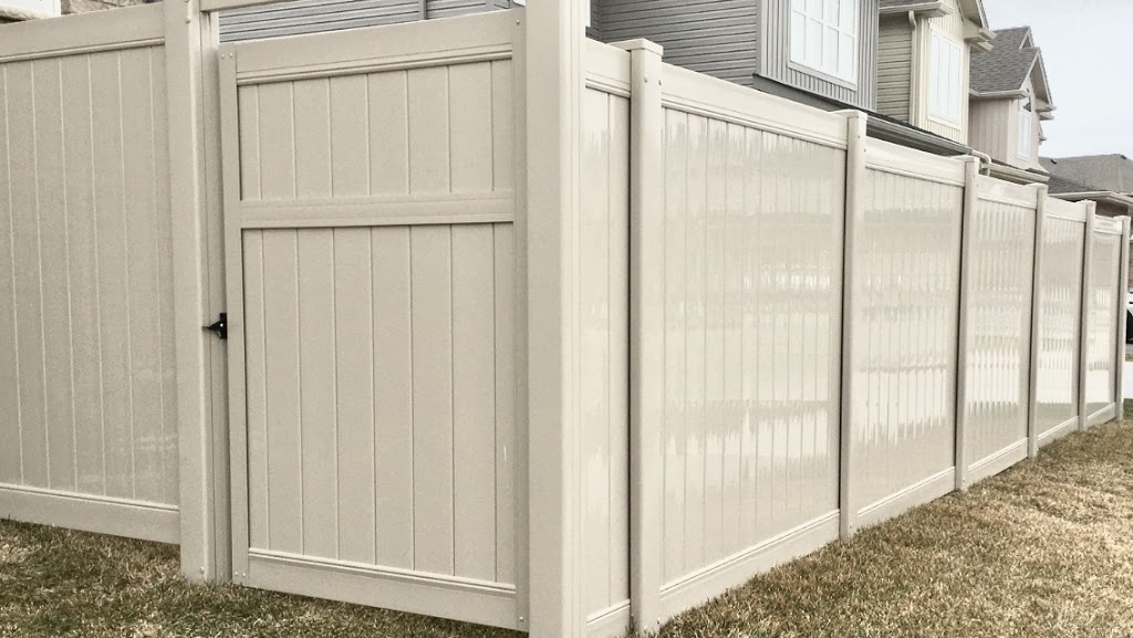 VIP FENCING | 79 Grand Ave N, Cambridge, ON N1S 2L1, Canada | Phone: (519) 722-8478