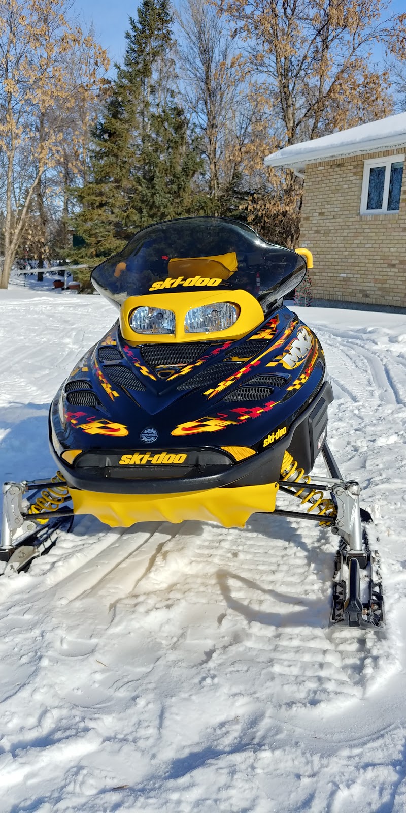 Gimli Snowmobile Centre Inc | 109097 Provincial Trunk Hwy 9, Gimli, MB R0C 1B0, Canada | Phone: (204) 642-7017