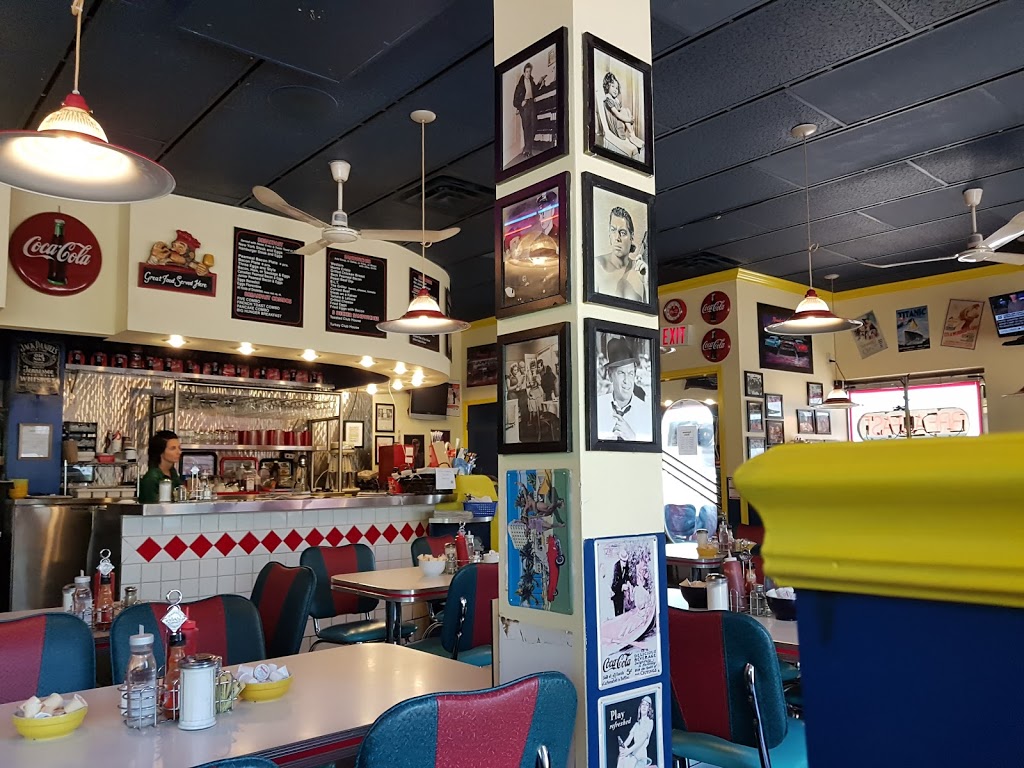 That 50s Diner | 1660 Kingston Rd, Pickering, ON L1V 5R2, Canada | Phone: (905) 686-2055