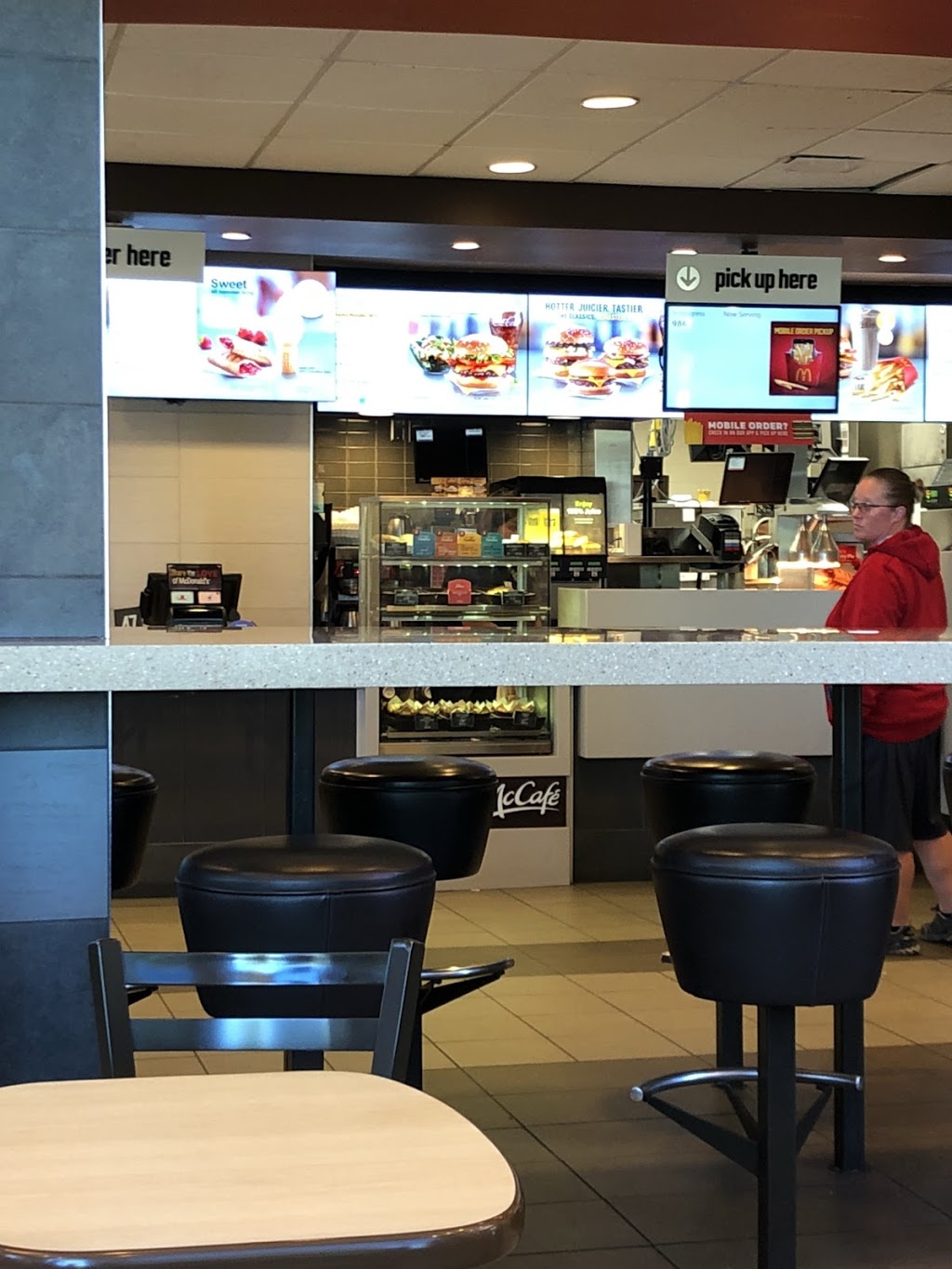 McDonalds | 1201 16 St SE, High River, AB T1V 1L2, Canada | Phone: (403) 652-2054