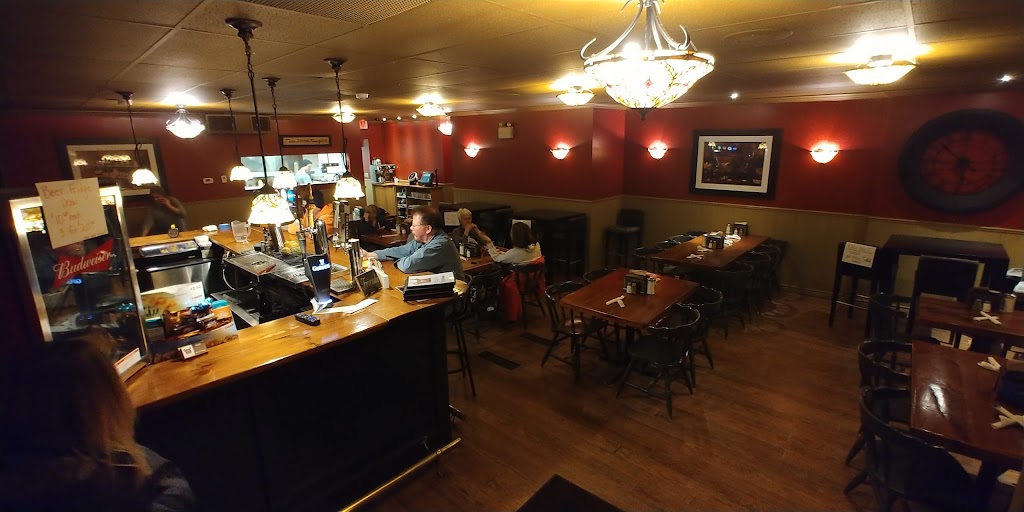 Friends Pub | 7287 ON-26, Stayner, ON L0M 1S0, Canada | Phone: (705) 428-6666