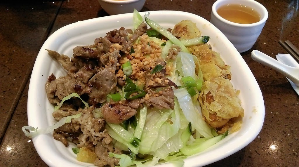 Pho Xe Lua | 10060 Bayview Ave, Richmond Hill, ON L4C 2K9, Canada | Phone: (905) 780-8688