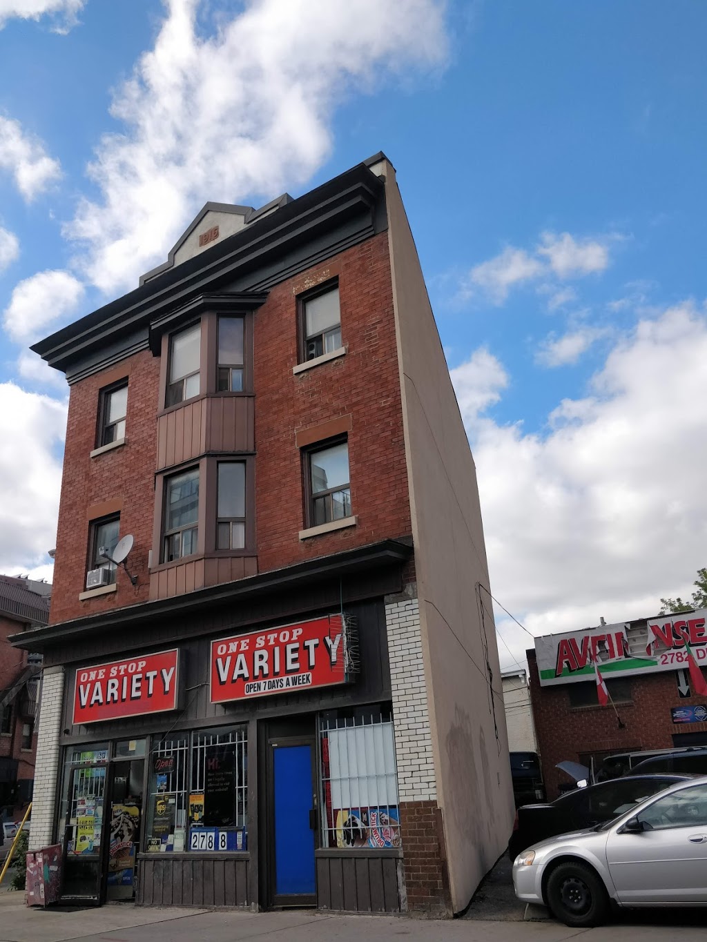 One Stop Variety | 2788 Dundas St W, Toronto, ON M6P 1Y3, Canada | Phone: (416) 854-9498