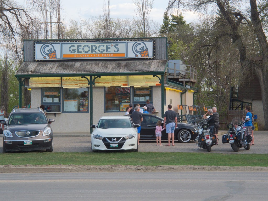 Georges Kitchen + Ice Cream | 802 Thornhill St, Morden, MB R6M 1G4, Canada | Phone: (204) 822-6166
