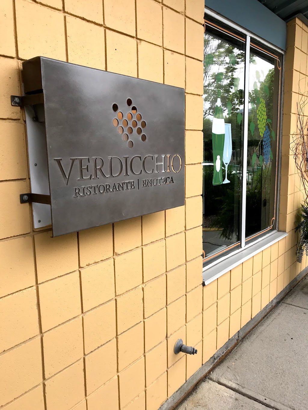 Verdicchio Ristorante | Enoteca | 1351-D Kelly Lake Rd, Sudbury, ON P3E 5P5, Canada | Phone: (705) 523-2794