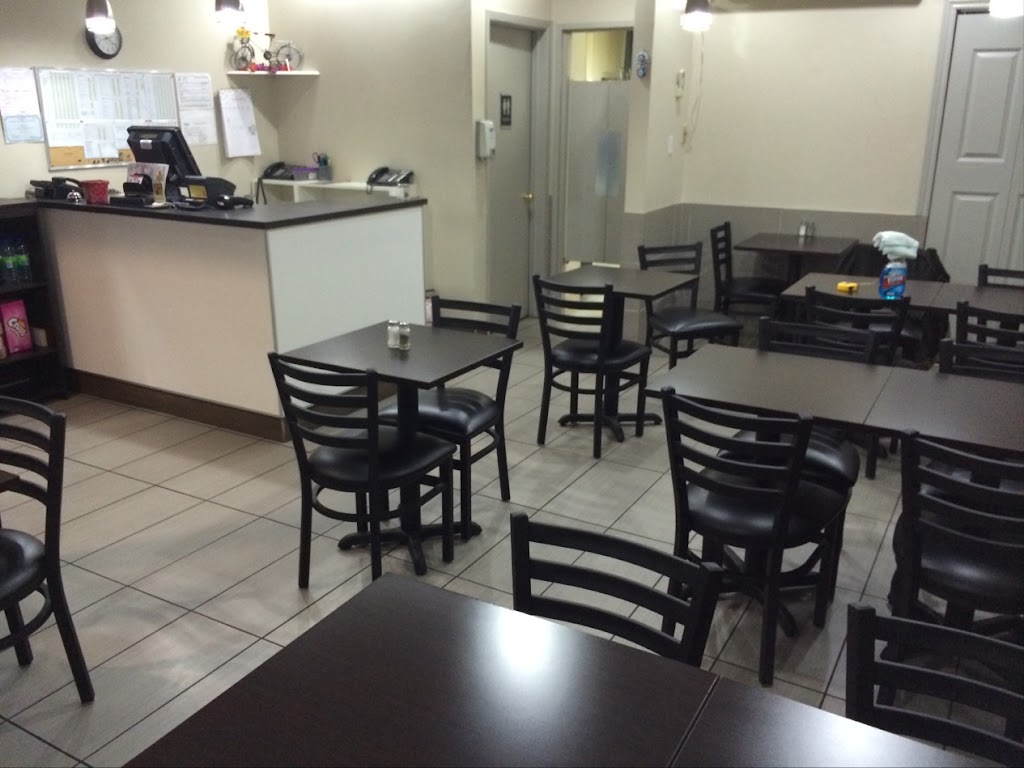 Med Pizza St Bruno | 1394 Rue de Montarville, Saint-Bruno-de-Montarville, QC J3V 3T5, Canada | Phone: (450) 653-2112