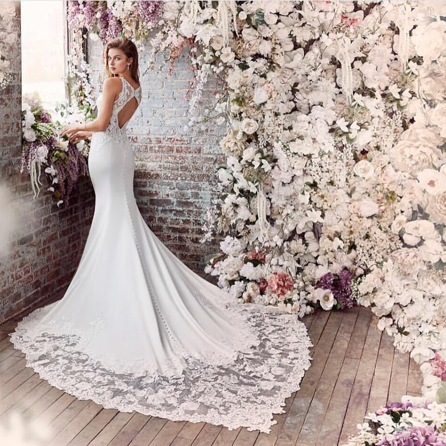 Valentina Bridal & Couture | 20 William St W, Waterloo, ON N2L 1J3, Canada | Phone: (519) 745-0652