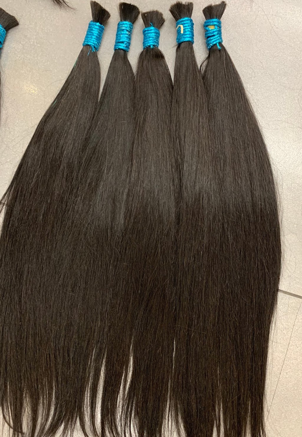 Brazilian Hair Studio | 374 Oakwood Ave, York, ON M6E 2W3, Canada | Phone: (416) 654-6493