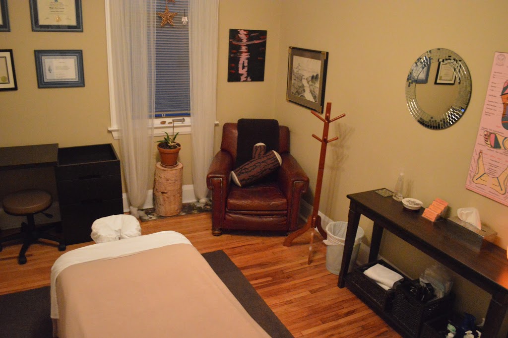 Therapy Lounge | 2245 Queen St E 2nd floor, Toronto, ON M4E 1G1, Canada | Phone: (416) 916-7122