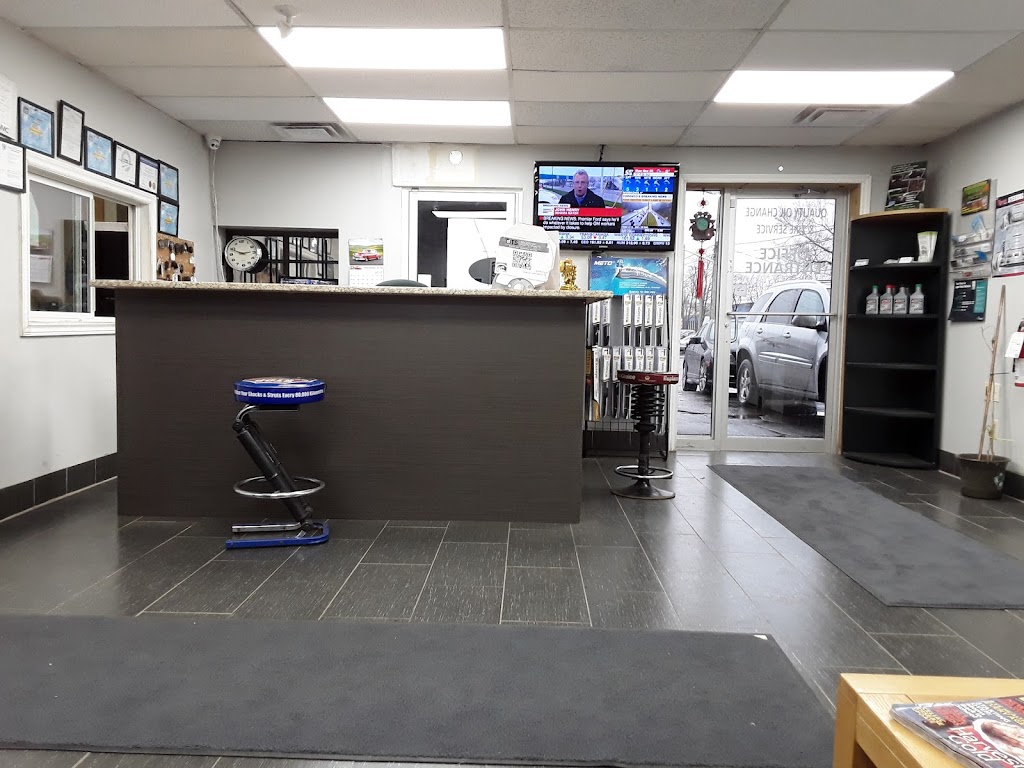 Quality Oil Change & Tire Service | 8 A Research Rd, Brampton, ON L6W 1P5, Canada | Phone: (905) 451-4433