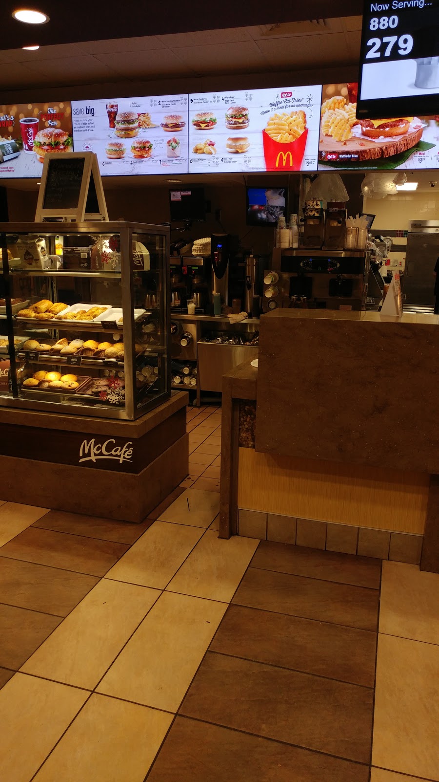 McDonalds | 120 Thames St N, Ingersoll, ON N5C 4B1, Canada | Phone: (519) 485-0850