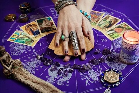 Tarot Card Reading Guelph | 33 Woodlawn Rd W, Guelph, ON N1H 1G8, Canada | Phone: (226) 705-3120