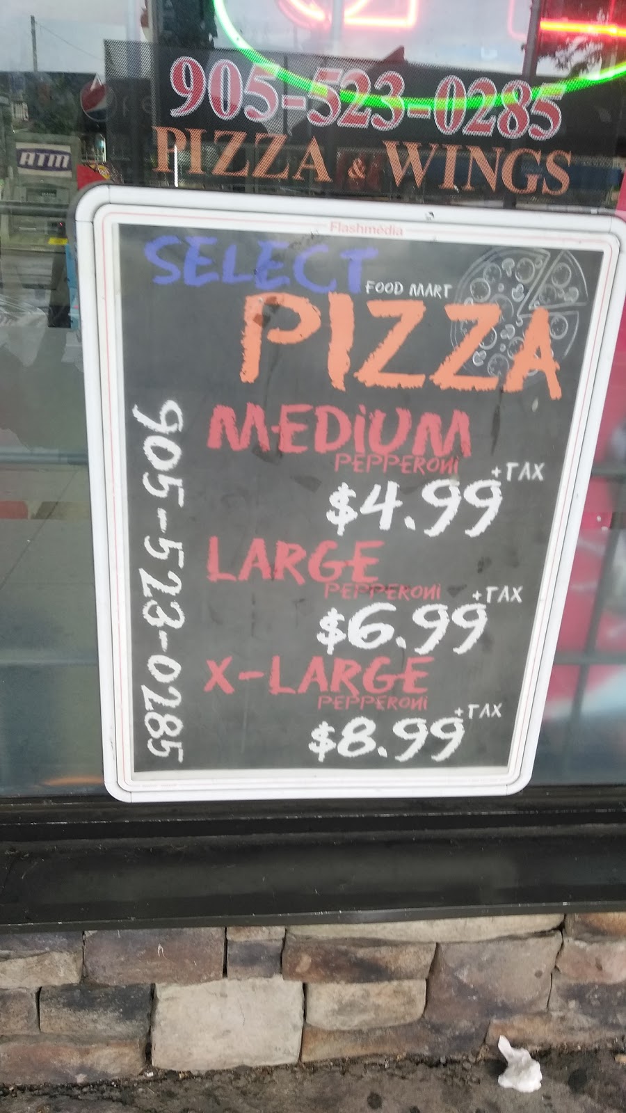 Select Food Mart and Pizza | 303 York Blvd, Hamilton, ON L8R 3K5, Canada | Phone: (905) 523-0285