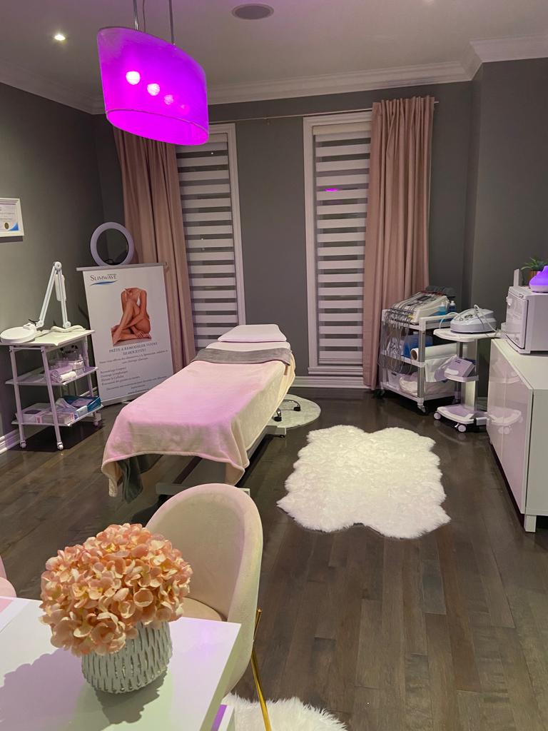 Station passion beauté | 11305 Rue de la Topaze, Mirabel, QC J7N 0K5, Canada | Phone: (438) 229-5391