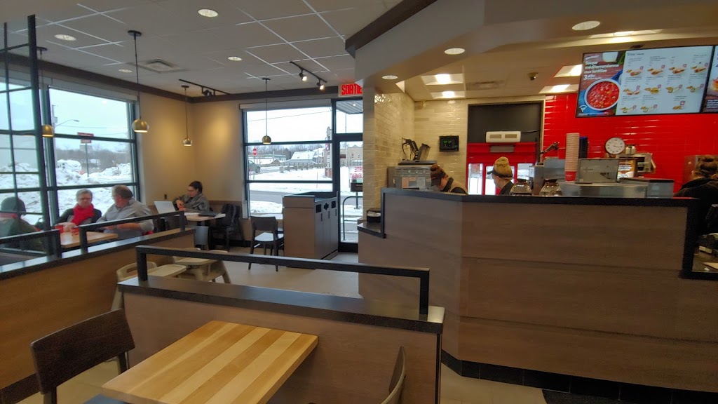 Tim Hortons | 237 Rue Main E, Coaticook, QC J1A 1N4, Canada | Phone: (819) 804-0710