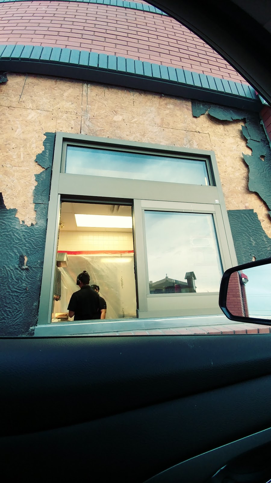 Wendys | 4912 56 St, Wetaskiwin, AB T9A 1V8, Canada | Phone: (780) 352-9350