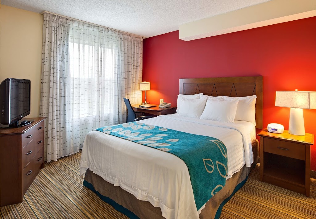 Residence Inn by Marriott Whitby | 160 Consumers Dr, Whitby, ON L1N 9S3, Canada | Phone: (905) 444-9756