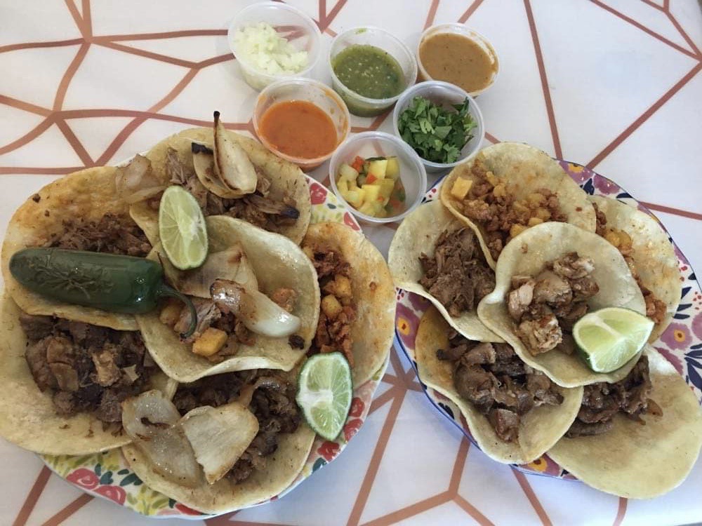 Aztec tacos | 77 Montréal Rd, Vanier, ON K1L 6E8, Canada | Phone: (613) 741-9998