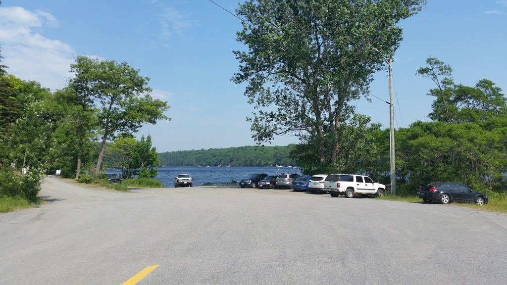 Mill Lake Boat Ramp | Halls Quarry Rd, Parry Sound, ON P2A 2W9, Canada | Phone: (705) 746-2101