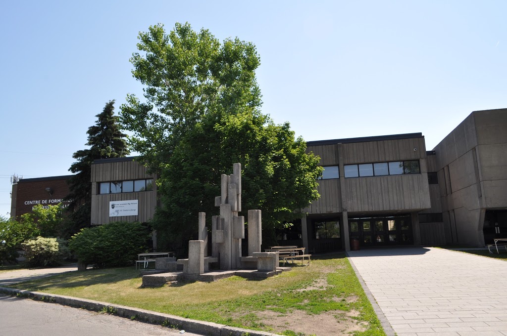 École secondaire Monseigneur-Richard - Édifice Rhéaume | 3000 Boulevard Gaétan Laberge, Verdun, QC H4G 3C1, Canada | Phone: (514) 765-7666