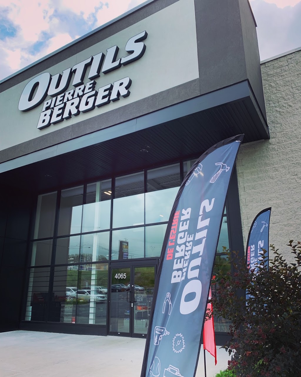 Outils Pierre Berger de lEstrie | 4065 Rue Comtois, Sherbrooke, QC J1L 1R7, Canada | Phone: (819) 791-5324