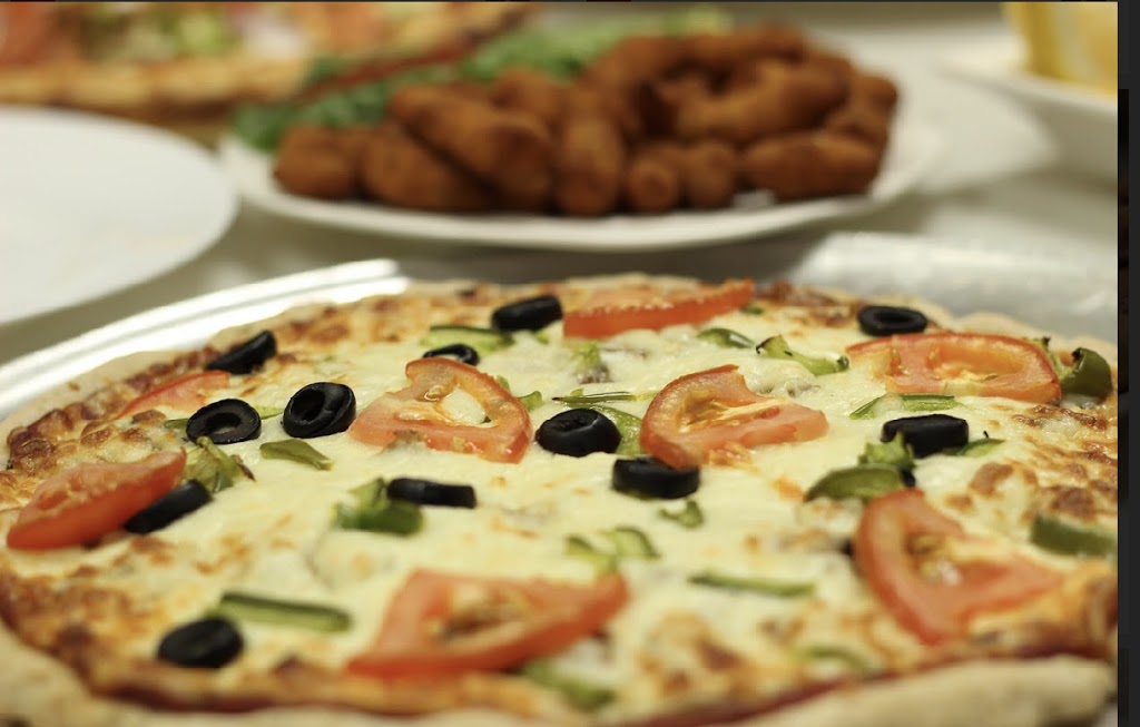 Milano Pizzeria | 3796 Champlain Rd, Bourget, ON K0A 1E0, Canada | Phone: (613) 487-2227