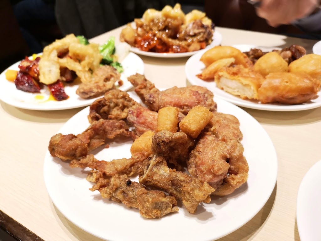 Yang Ming Buffet | 3414 118 Ave NW, Edmonton, AB T5W 0Z4, Canada | Phone: (780) 752-7888